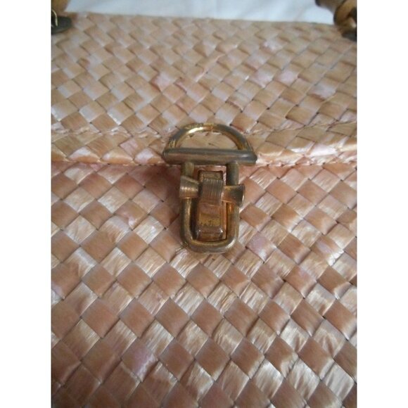 Vintage light pink Bamboo Handled Woven Lined Handbag Purse Estate Find - Picture 10 of 13